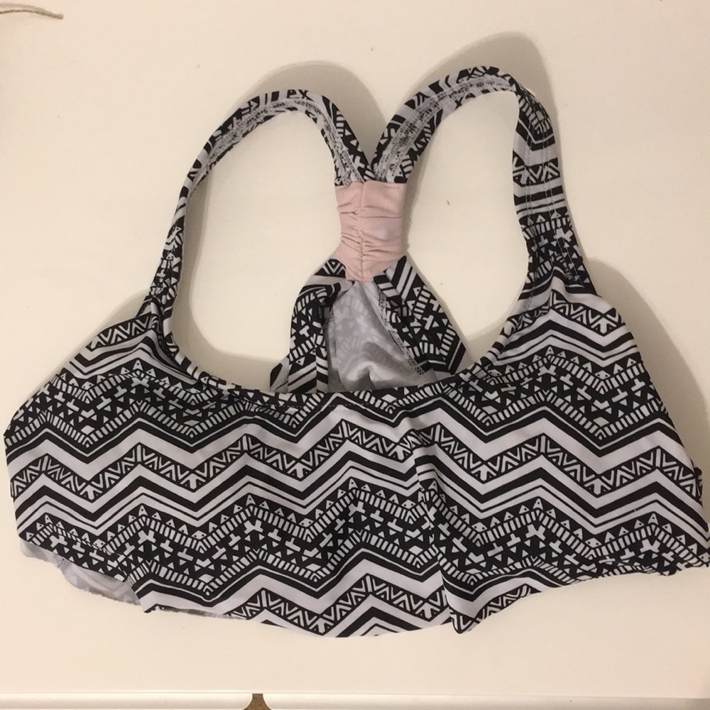 Flounce bikini top
